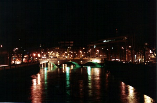 dublin-pont-nuit.jpg